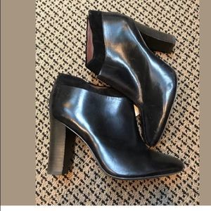 Aerin lauder bootie size 10 new scratches